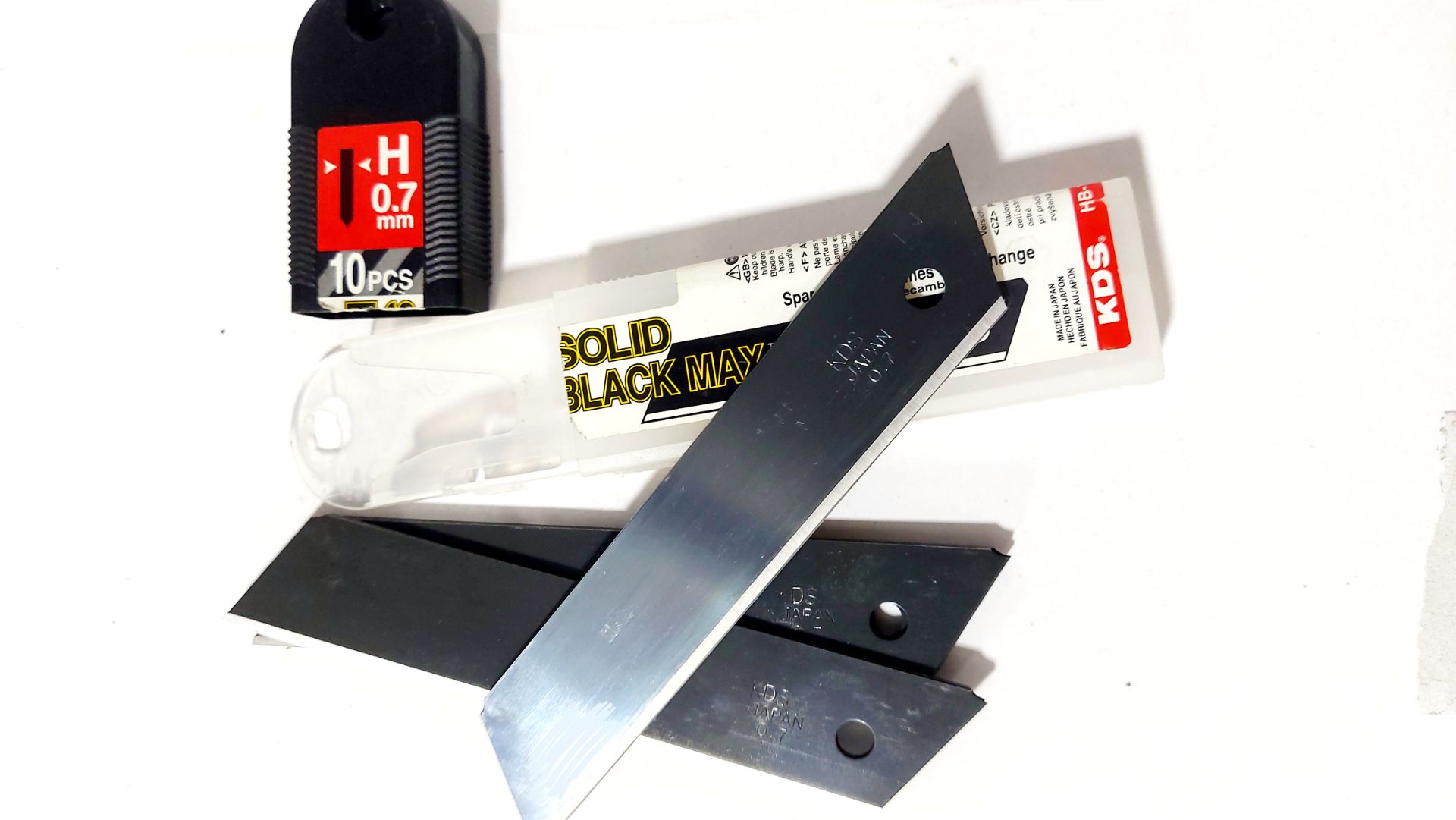 تیغ کاتر KDS ژاپن مدل Solid Black Max